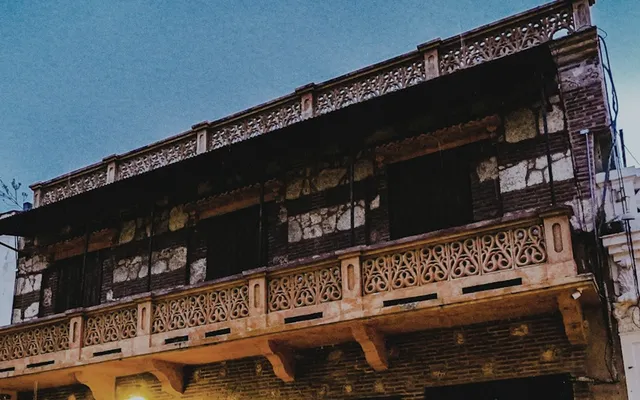 Balcones de la Zona Colonial de Santo Domingo al anochecer